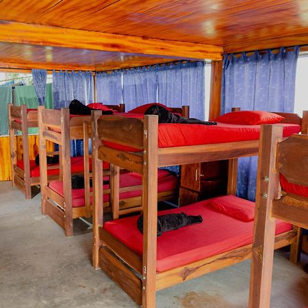 Hostal Sierra מינקה מראה חיצוני תמונה