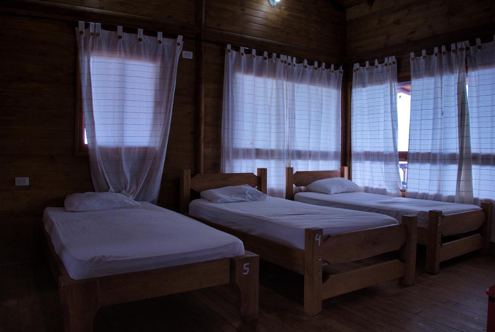 Hostal Sierra מינקה מראה חיצוני תמונה